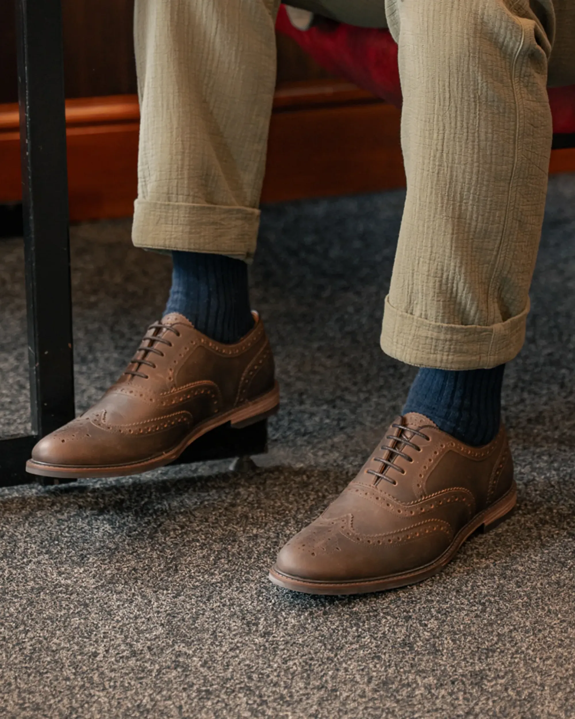 SHIREBURN // BROWN DISTRESSED - Image 3