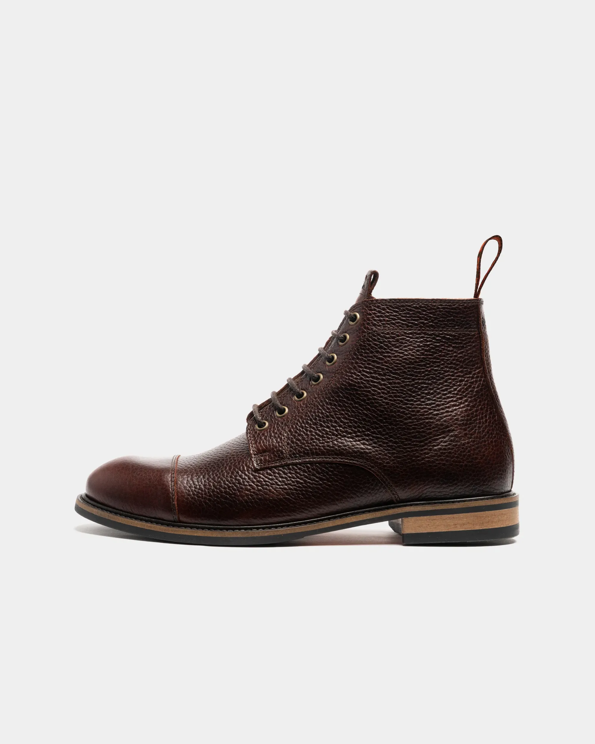 TASKER // COGNAC GRAINED